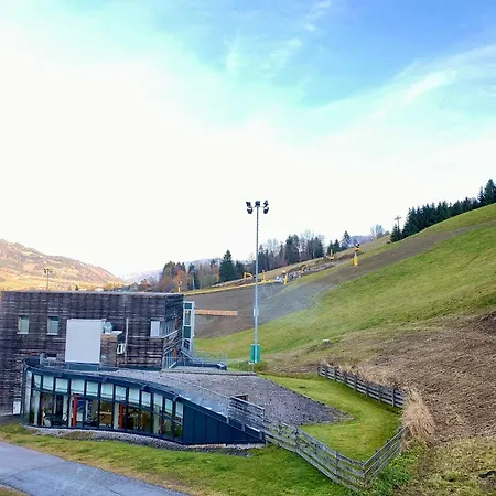 דירה Maria - By Mynests