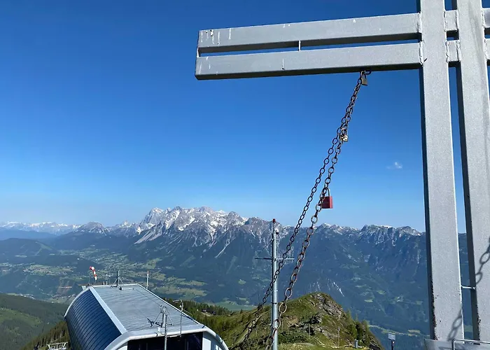 Maria - By Mynests *